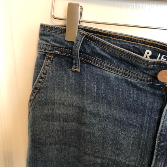 Reitmans High Rise Blue Jeans - Picture 4 of 8